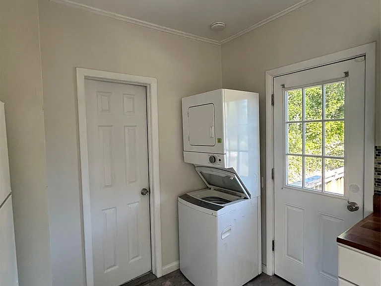 1572 Main Rd — Photo 7