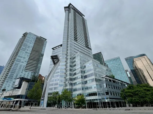 1077 Cordova St W #2605, Vancouver, BC V6C 2C6