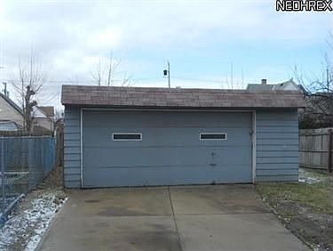 2nd image of 3726 E 52nd St