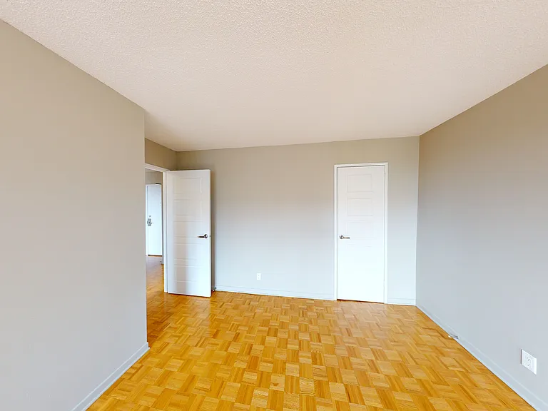 2220 Halifax Dr — Photo 31