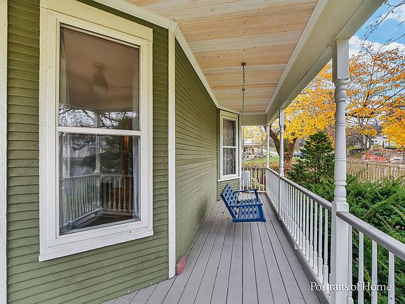 5th image of 405 Arbor Ave