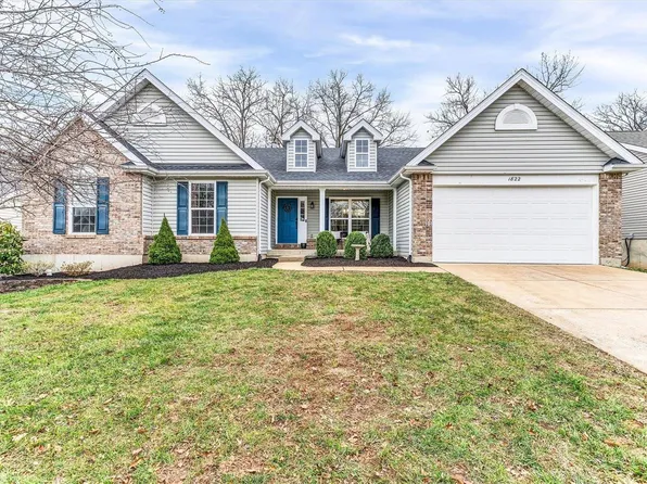 1822 Pullman Dr, Festus, MO 63028