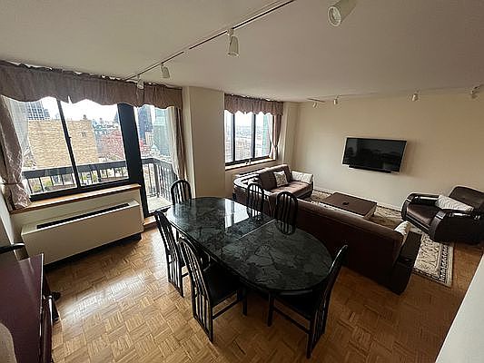 1st image of 250 E 40th St APT 41B
