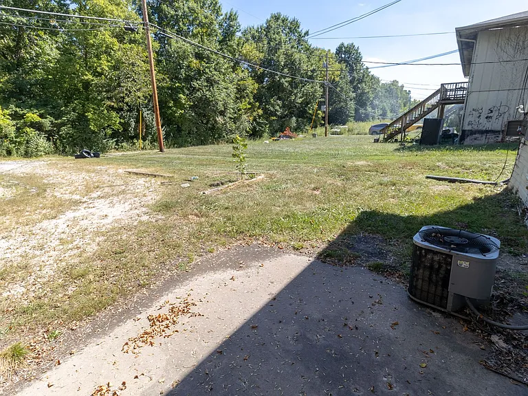 706 Demaret Dr #C — Photo 30