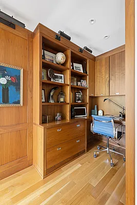 Sold by Compass | media 6