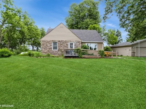 644 N 43rd St, Cumming, IA 50061
