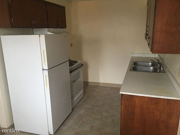 4th image of 818 E Rockwell Ave