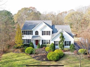7 Fawn Ln, Galloway, NJ 08205