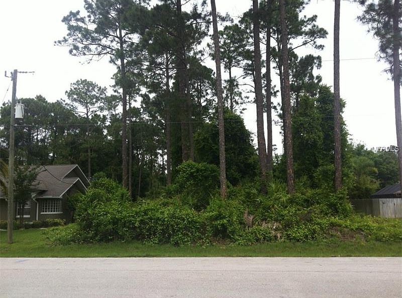 1st image of 5 Woodshire Ln