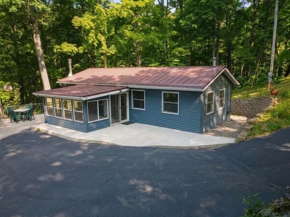 N3431 Blackhawk Rd, Sarona, WI 54870
