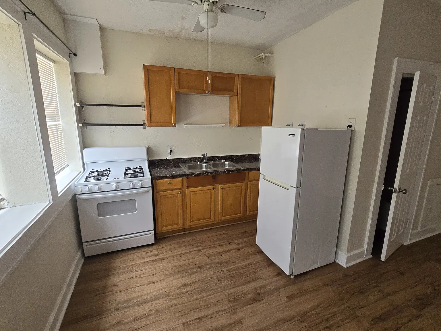 524 Dr Martin Luther King Jr St S — Photo 2