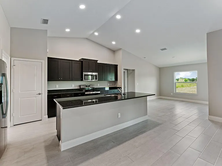 20365 Marie Ct — Photo 47