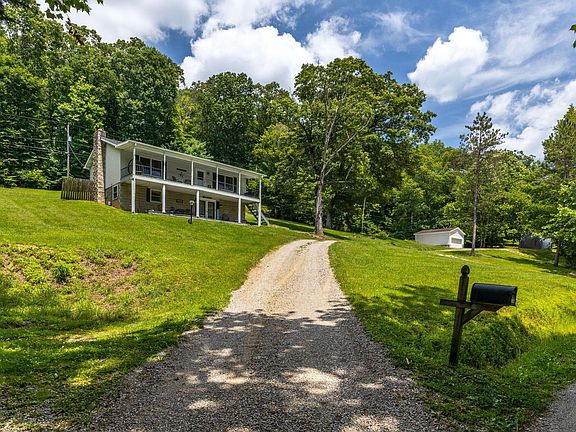 5th image of 34796 Geiger Rd