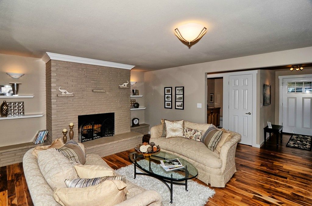 Lake Forest Park, WA 98155