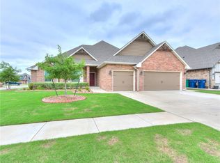 12916 Red Spruce Cir, Oklahoma City, OK 73142