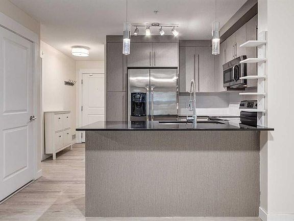 5th image of 11 N Mahogany Row SE #2108