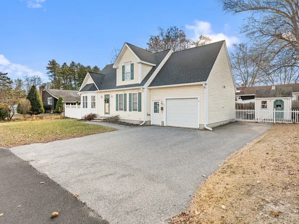 63 Dexter Street, Nashua, NH 03060