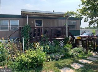45 Browns Dam Rd TRAILER 122, New Oxford, PA 17350