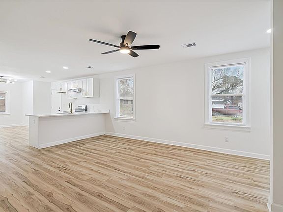5th image of 5186 Broken Oak Dr