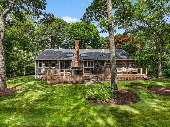 2nd image of 126 Ambleside Drive