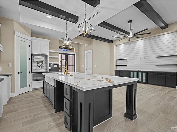 3rd image of 3709 E Noronha Dr