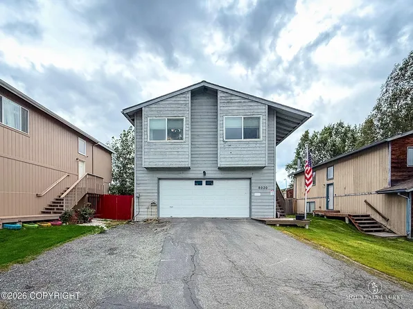 8020 Pinebrook Cir, Anchorage, AK 99507
