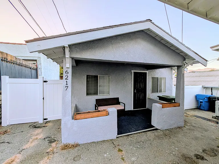 6217 Outlook Ave — Photo 1