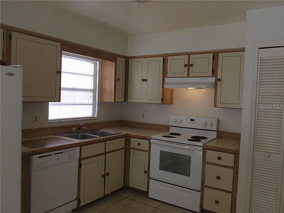 3rd image of 6624 Hiawassee Meadows Dr