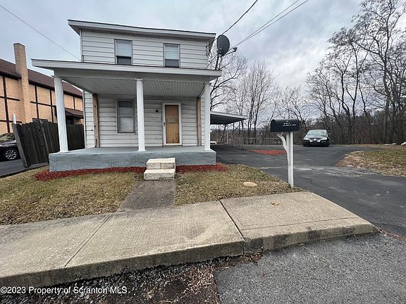2nd image of 128 Bridge St