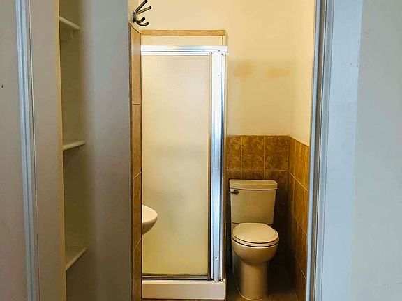 5th image of 37 E 83rd St APT 7