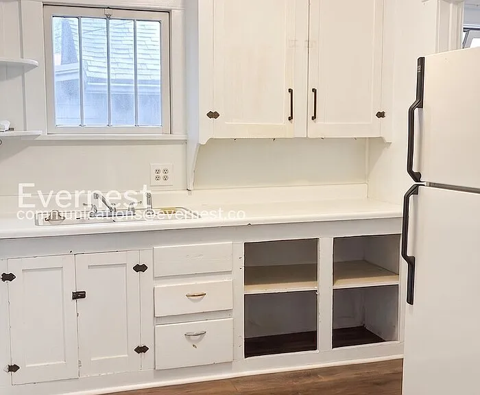 801 Smith St — Photo 3