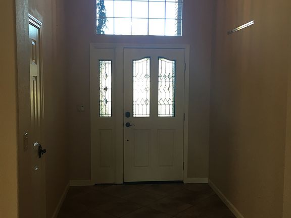 2nd image of 3458 Majestic Dr