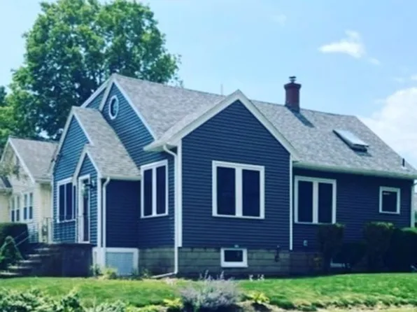 554 North Ave, Wakefield, MA 01880