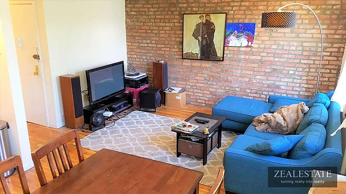 Rented by ZealEstate Group Inc | media 97