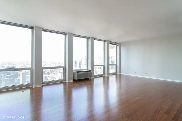 1 bed, 1000 sqft, $2,990 — Photo 2