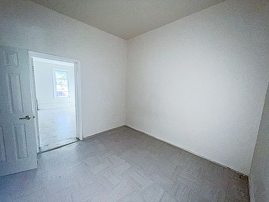 5th image of 228 Cornelia St #1A