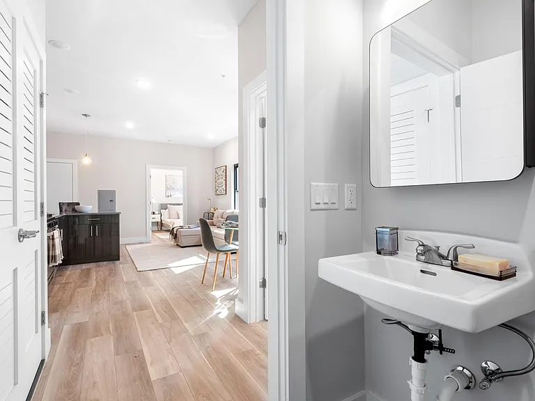 89 Jordan Avenue — Photo 22