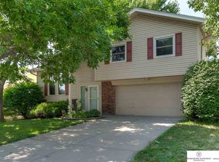 6618 S 108th Ave, Omaha, NE 68137
