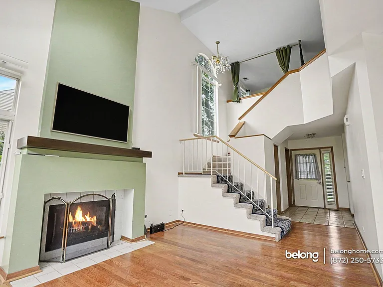 1157 E Cambria Ln S — Photo 6
