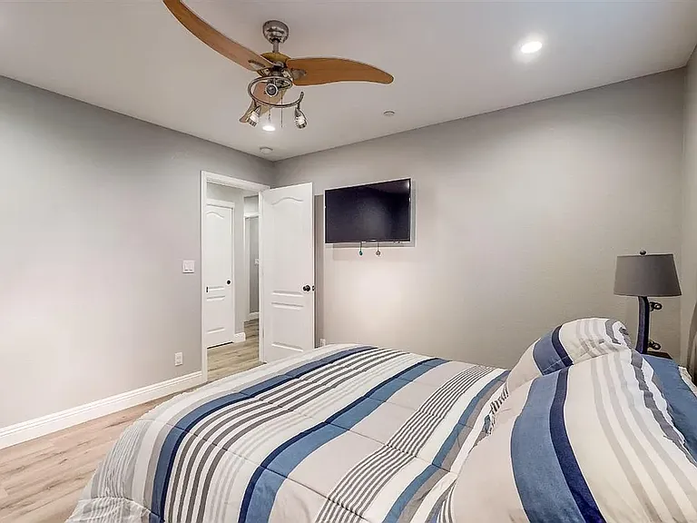 1609 Hopper Ave — Photo 12