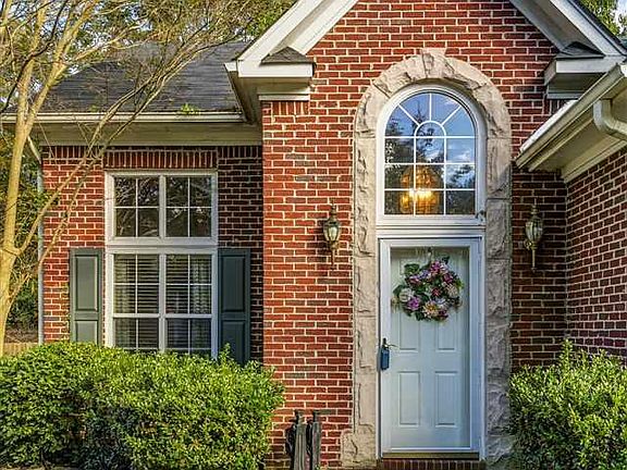 4th image of 3325 Hidden Brook Cir