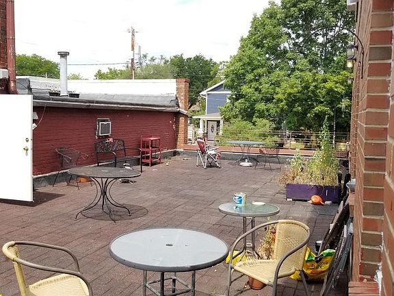 2nd image of 2609-2617 E Johnson St #227-18494190