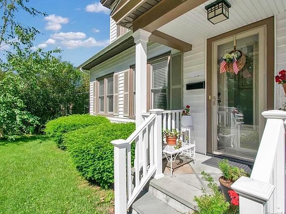 2nd image of 324 Villa Ave
