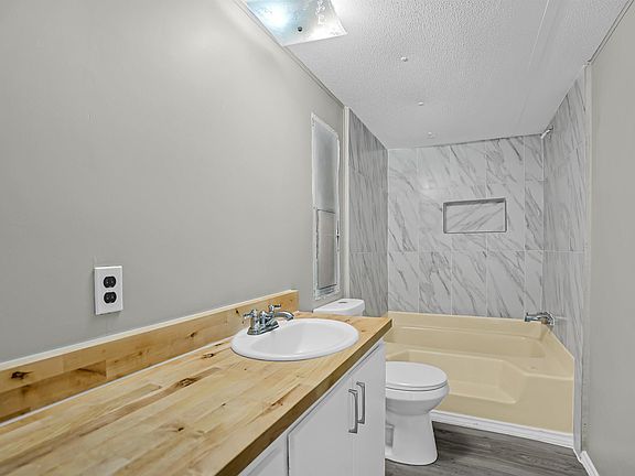 12th image of this home