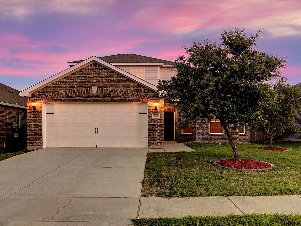 1st image of 1619 Blackburn Way