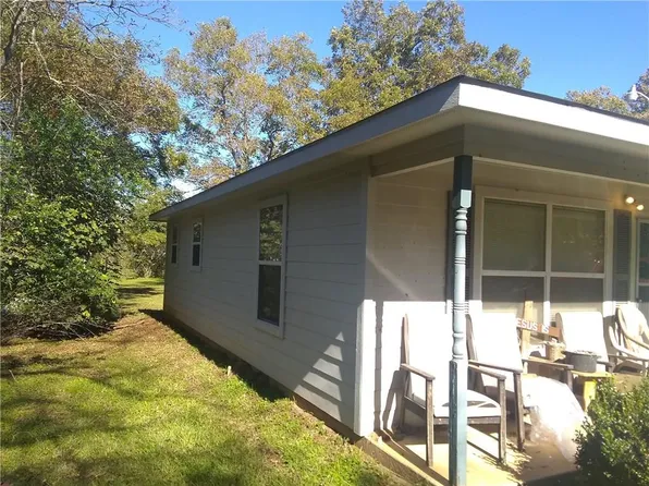 1005 S Dunbar St, Crockett, TX 75835