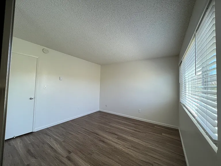 2155 Felspar St — Photo 18
