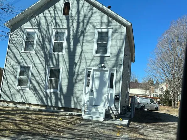 17 Chamberlain Ave #17, Dalton, MA 01226