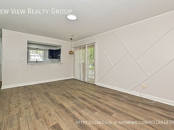5th image of 8439 Country Oaks Rd
