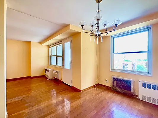 Sold by Diamond Real, Inc. | media 8